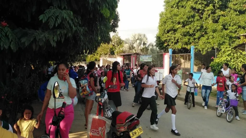 Estudiantes de Alianza para el progreso se quedan sin clases